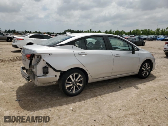 2020 Nissan Versa SV z VIN 3N1CN8EV5LL810008, wystawiony jako Copart lot #53625285 z przebiegiem 33 440 mil mil oraz Czysty tytuł • Clean title. Historia ofert i sprzedaży dostępna na DreamBid. Obrazek 3.