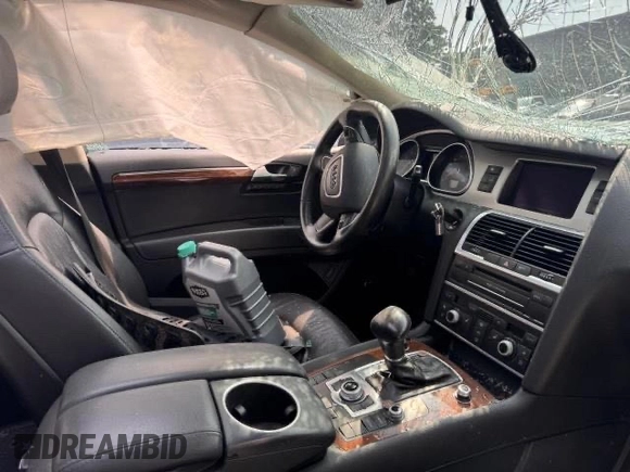2013 Audi Q7 Premium Plus z VIN WA1LGAFE1DD003337, wystawiony jako Copart lot #61694855 z przebiegiem Nie podano mil oraz Czysty tytuł • Clean title. Historia ofert i sprzedaży dostępna na DreamBid. Obrazek 7.