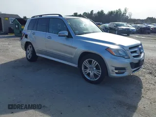 2014 Mercedes-Benz GLK 350 with VIN WDCGG8JB8EG175260, listed as a IAAI auction lot 41957511 with 106,427 mi miles and . Bid and sale history available at carsss.com. Image 1.