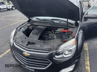 2016 Chevrolet Equinox LT z VIN 2GNFLFEK6G6138892, wystawiony jako IAAI lot #42330799 z przebiegiem 109 131 mil mil oraz . Historia ofert i sprzedaży dostępna na DreamBid. Obrazek 10.