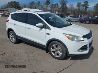 2013 Ford Escape SE с VIN 1FMCU9GX6DUA47696, выставлен на аукционе IAAI как лот 41753754 с пробегом 135 446 миль миль и . История ставок и продаж доступна на DreamBid. Изображение 1.