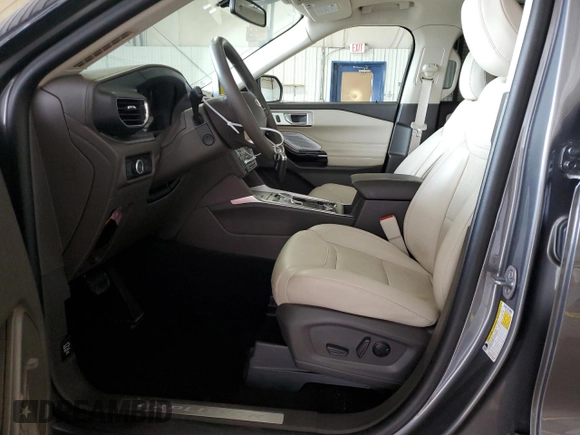 2024 Ford Explorer Platinum with VIN 1FM5K8HC8RGA65577, listed as a Copart auction lot 51620125 with 6,808 mi miles and Salvage Title. Bid and sale history available at carsss.com. Image 7.