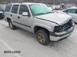 2005 Chevrolet Tahoe LS z VIN 1GNEK13T15J125805, wystawiony jako IAAI lot #41490443 z przebiegiem Nie podano mil oraz . Historia ofert i sprzedaży dostępna na DreamBid. Obrazek 1.