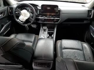 2024 Nissan Pathfinder SL with VIN 5N1DR3CC2RC201114, listed as a Copart auction lot 56775315 with 29,705 mi miles and Salvage title. Bid and sale history available at DreamBid. Image 8.
