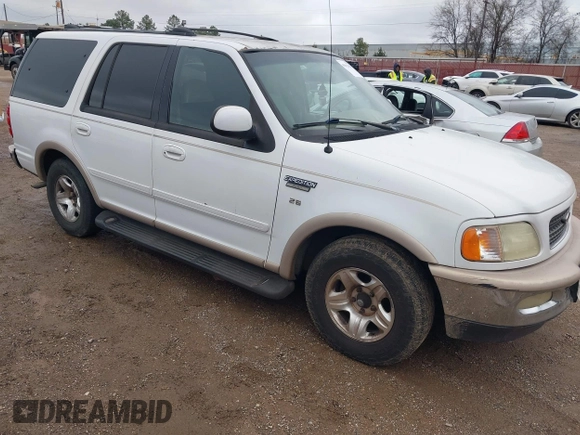 1998 Ford Expedition XLT with VIN 1FMRU1769WLC12068, listed as a IAAI auction lot 41562454 with 275,392 mi miles. Bid and sale history available at carsss.com. Image 1.