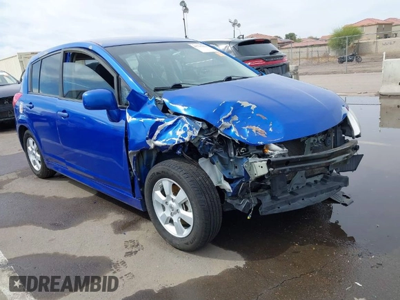 2011 Nissan Versa 1.8 S with VIN 3N1BC1CP8BL487925, listed as a IAAI auction lot 41795954 with 149,942 mi miles. Bid and sale history available at carsss.com. Image 1.