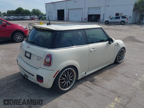 2008 MINI Hardtop S with VIN WMWMF73578TV38833, listed as a IAAI auction lot 42679616 with Not provided miles and . Bid and sale history available at DreamBid. Image 4.
