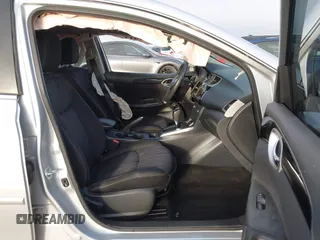 2017 Nissan Sentra S z VIN 3N1AB7AP2HY250721, wystawiony jako IAAI lot #42572969 z przebiegiem 83 713 mil mil oraz . Historia ofert i sprzedaży dostępna na DreamBid. Obrazek 5.