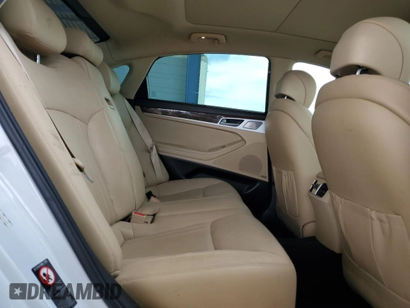 2018 Genesis G80 3.8L z VIN KMHGN4JE3JU285266, wystawiony jako Copart lot #58053355 z przebiegiem 69 335 mil mil oraz Szkoda całkowita • Salvage title. Historia ofert i sprzedaży dostępna na DreamBid. Obrazek 10.