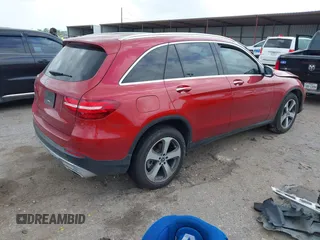 2017 Mercedes-Benz GLC with VIN WDC0G4JB5HF213354, listed as a IAAI auction lot 41939260 with 106,606 mi miles. Bid and sale history available at carsss.com. Image 4.