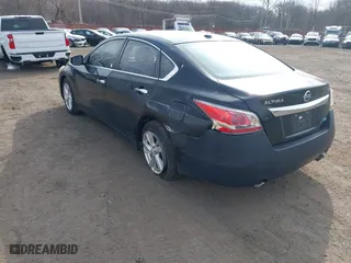2014 Nissan Altima 2.5 SV with VIN 1N4AL3AP8EC420528, listed as a IAAI auction lot 41779180 with 88,628 mi miles. Bid and sale history available at carsss.com. Image 6.