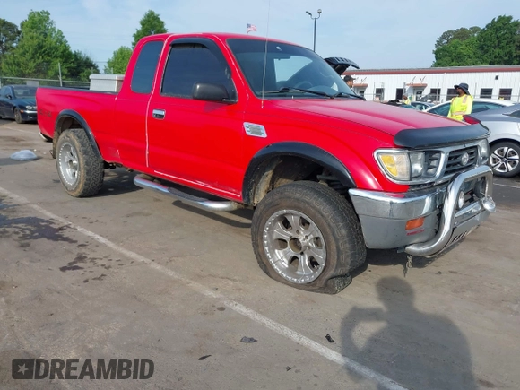 1996 Toyota Tacoma z VIN 4TAWM72N8TZ158887, wystawiony jako IAAI lot #42171836 z przebiegiem 248 871 mil mil oraz . Historia ofert i sprzedaży dostępna na DreamBid. Obrazek 1.