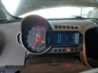 2016 Chevrolet Sonic LS z VIN 1G1JA5SH6G4185877, wystawiony jako Copart lot #42243525 z przebiegiem 117 903 mil mil oraz Szkoda całkowita • Salvage title. Historia ofert i sprzedaży dostępna na DreamBid. Obrazek 9.