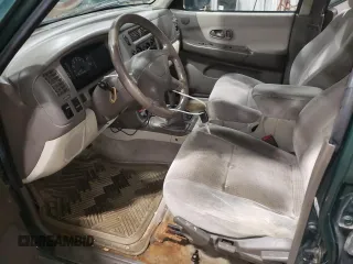 2000 Mitsubishi Montero Sport LS with VIN JA4MT31H2YP811973, listed as a Copart auction lot 42256035 with 164,863 mi miles and Salvage Title. Bid and sale history available at carsss.com. Image 7.