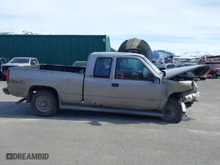 1998 Chevrolet C/K 1500 with VIN 1GCEK19RXWE183622, listed as a IAAI auction lot 41934099 with 175,979 mi miles. Bid and sale history available at carsss.com. Image 13.