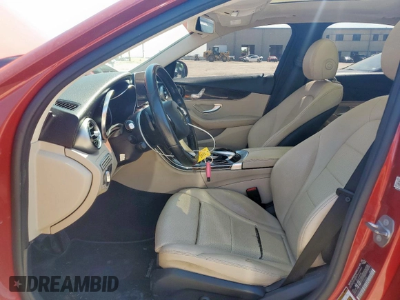 2016 Mercedes-Benz C 300 с VIN 55SWF4JB7GU170995, выставлен на аукционе Copart как лот 60697515 с пробегом 112 895 миль миль и Списание • Salvage title. История ставок и продаж доступна на DreamBid. Изображение 7.