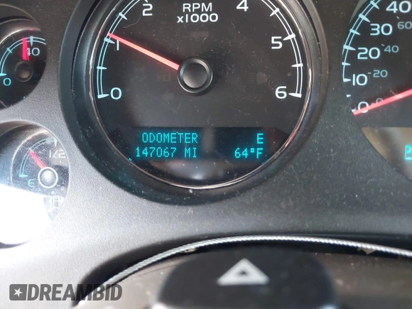2013 Chevrolet Tahoe LTZ with VIN 1GNSKCE07DR326996, listed as a IAAI auction lot 42203073 with 147,067 mi miles and . Bid and sale history available at DreamBid. Image 15.