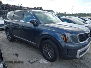 2024 Kia Telluride LX z VIN 5XYP24GC4RG542225, wystawiony jako IAAI lot #40726805 z przebiegiem 9 285 mil mil oraz . Historia ofert i sprzedaży dostępna na DreamBid. Obrazek 1.