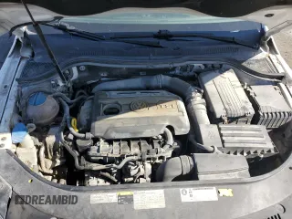 2014 Volkswagen CC R-Line with VIN WVWBN7AN0EE535837, listed as a Copart auction lot 68232344 with 118,001 mi miles and Salvage Title. Bid and sale history available at carsss.com. Image 13.