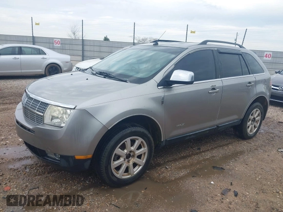 2008 Lincoln MKX with VIN 2LMDU68C78BJ20315, listed as a IAAI auction lot 41605710 with 199,903 mi miles. Bid and sale history available at carsss.com. Image 2.