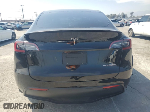 2022 Tesla Model Y Performance with VIN 7SAYGDEF6NF524171, listed as a Copart auction lot 60736945 with 30,629 mi miles and Salvage title. Bid and sale history available at DreamBid. Image 6.