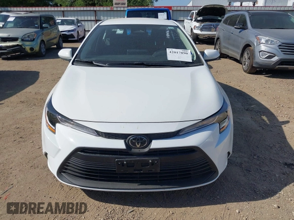2025 Toyota Corolla LE z VIN 5YFB4MDE2SP274691, wystawiony jako IAAI lot #42017890 z przebiegiem 2 738 mil mil oraz . Historia ofert i sprzedaży dostępna na DreamBid. Obrazek 12.