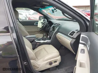 2015 Ford Explorer XLT with VIN 1FM5K7D80FGC02664, listed as a IAAI auction lot 41738494 with 174,192 mi miles. Bid and sale history available at carsss.com. Image 5.