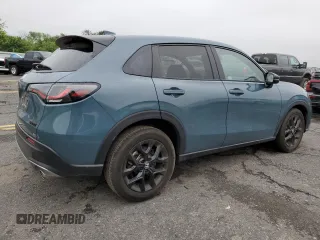 2024 Honda HR-V Sport z VIN 3CZRZ2H59RM756956, wystawiony jako Copart lot #61180725 z przebiegiem 4 788 mil mil oraz Szkoda całkowita • Salvage title. Historia ofert i sprzedaży dostępna na DreamBid. Obrazek 3.