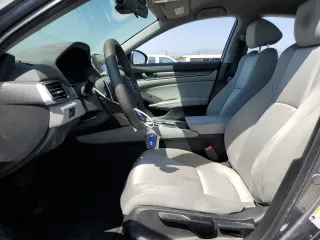 2019 Honda Accord с VIN 1HGCV3F10KA015662, выставлен на аукционе Copart как лот 61217255 с пробегом 57 416 миль миль и Списание • Salvage title. История ставок и продаж доступна на DreamBid. Изображение 7.
