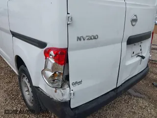 2017 Nissan NV200 Compact Cargo SV with VIN 3N6CM0KN0HK705537, listed as a IAAI auction lot 41909315 with 112,083 mi miles. Bid and sale history available at carsss.com. Image 6.