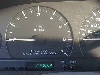 1996 Dodge Grand Caravan with VIN 1B4GP54R7TB387779, listed as a IAAI auction lot 41145400 with 175,662 mi miles and . Bid and sale history available at DreamBid. Image 15.