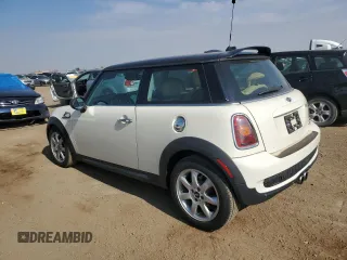2009 MINI Hardtop S with VIN WMWMF73529TW81190, listed as a Copart auction lot 54172195 with 83,841 mi miles and Salvage Title. Bid and sale history available at DreamBid. Image 2.