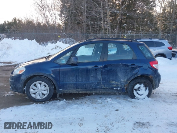 2011 Suzuki SX4 Crossover with VIN JS2YB5A36B6303972, listed as a IAAI auction lot 41528374 with 1 mi miles. Bid and sale history available at carsss.com. Image 13.