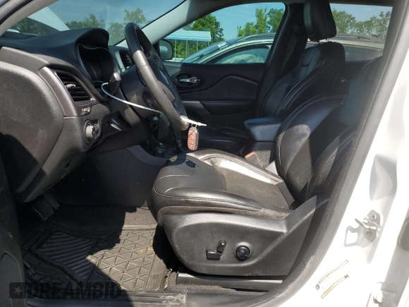 2020 Jeep Cherokee Latitude Plus with VIN 1C4PJMLB5LD602695, listed as a Copart auction lot 56363055 with 139,439 mi miles and Clean Title. Bid and sale history available at DreamBid. Image 7.