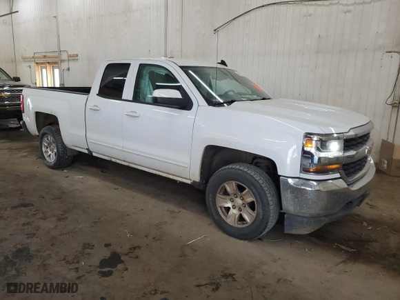 2016 Chevrolet Silverado 1500 LT with VIN 1GCVKREH8GZ155419, listed as a Copart auction lot 50697825 with 211,239 mi miles and Salvage Title. Bid and sale history available at carsss.com. Image 4.