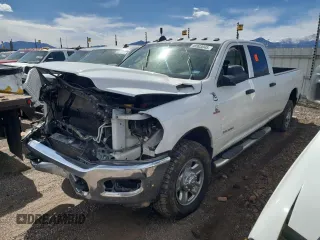 2019 Ram 2500 Tradesman z VIN 3C6UR5HL7KG559408, wystawiony jako Copart lot #48903045 z przebiegiem Nie podano mil oraz Szkoda całkowita • Salvage title. Historia ofert i sprzedaży dostępna na DreamBid. Obrazek 1.