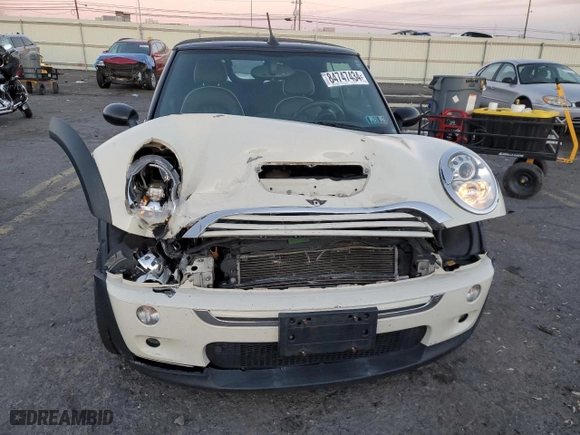 2008 MINI Cooper Convertible S with VIN WMWRH33508TU80962, listed as a Copart auction lot 84747434 with 126,450 mi miles and Salvage Title. Bid and sale history available at carsss.com. Image 5.