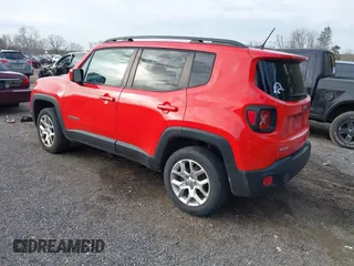 2017 Jeep Renegade Latitude with VIN ZACCJBBB7HPG27689, listed as a IAAI auction lot 42010657 with 143,202 mi miles. Bid and sale history available at carsss.com. Image 3.