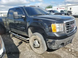 2007 GMC Sierra 3500HD DRW SLE2 z VIN 1GTJK33687F566382, wystawiony jako Copart lot #60751624 z przebiegiem 185 742 mil mil oraz Szkody całkowita. Historia ofert i sprzedaży dostępna na DreamBid. Obrazek 4.