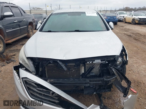 2015 Hyundai Sonata Sport with VIN 5NPE34AB1FH088637, listed as a IAAI auction lot 41455927 with 194,232 mi miles and . Bid and sale history available at carsss.com. Image 12.