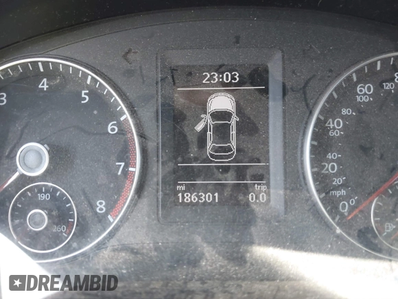 2014 Volkswagen Jetta GLI Autobahn with VIN 3VW5T7AJ8EM367002, listed as a IAAI auction lot 42032055 with 186,301 mi miles and . Bid and sale history available at DreamBid. Image 16.