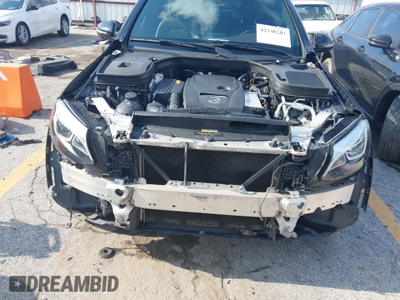 2018 Mercedes-Benz GLC 300 with VIN WDC0G4JB8JV086823, listed as a IAAI auction lot 42338203 with 114,000 mi miles and . Bid and sale history available at DreamBid. Image 6.