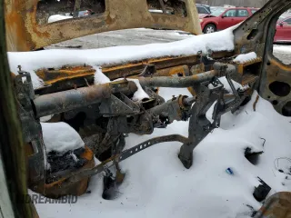 2017 Ford Transit с VIN 1FTYR2XM0HKA91851, выставлен на аукционе Copart как лот 45080635 с пробегом Не указан миль и Списание • Salvage title. История ставок и продаж доступна на DreamBid. Изображение 9.