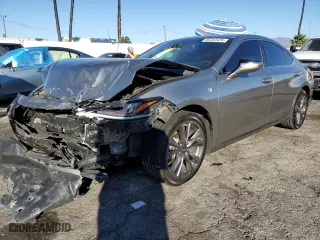 2019 Lexus ES with VIN 58ABZ1B10KU051170, listed as a Copart auction lot 85353424 with 68,345 mi miles and Salvage Title. Bid and sale history available at carsss.com. Image 1.