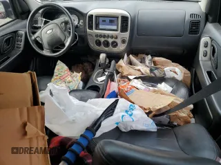 2006 Ford Escape Limited z VIN 1FMCU94146KA45217, wystawiony jako Copart lot #48542835 z przebiegiem 184 839 mil mil oraz Szkoda całkowita • Salvage title. Historia ofert i sprzedaży dostępna na DreamBid. Obrazek 8.