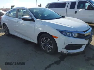 2017 Honda Civic LX z VIN 2HGFC2F52HH565777, wystawiony jako IAAI lot #41421589 z przebiegiem 71 895 mil mil oraz . Historia ofert i sprzedaży dostępna na DreamBid. Obrazek 1.