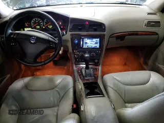 2006 Volvo S60 2.5L Turbo with VIN YV1RS592362511406, listed as a Copart auction lot 71749014 with 134,975 mi miles and Salvage Title. Bid and sale history available at carsss.com. Image 8.