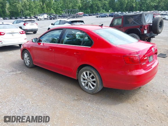 2013 Volkswagen Jetta SE with VIN 3VWDP7AJ6DM211202, listed as a IAAI auction lot 42365930 with 175,801 mi miles and . Bid and sale history available at DreamBid. Image 3.
