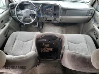 2006 Chevrolet Tahoe LS with VIN 1GNEC13VX6R117879, listed as a Copart auction lot 86512204 with 214,217 mi miles and Salvage Title. Bid and sale history available at carsss.com. Image 8.