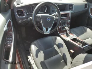 2017 Volvo S60 Inscription с VIN LYV402TK8HB127751, выставлен на аукционе Copart как лот 75039984 с пробегом Не указан миль и Списание • Salvage title. История ставок и продаж доступна на DreamBid. Изображение 8.